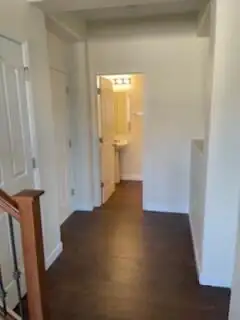 601 Menaul Boulevard NE UNIT 303 Bathroom