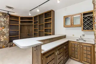 4004 Saint Andrews Drive SE Kitchen