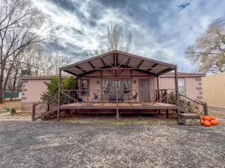 4 Bueno Suerte, Belen