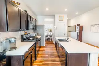 8 Camel Road Kitchen