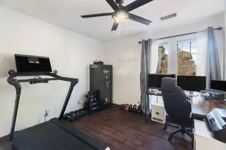 7220 Ticonderoga Road NE Home Office