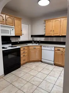 1519 Solano Drive NE Kitchen