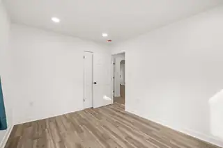 528 Cagua Drive SE Living Room