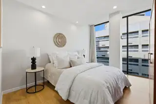 220 Copper Avenue NW 9 Bedroom