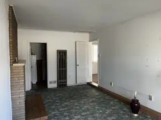 2008 Wisconsin Street NE Patio