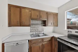 1819 Luthy Drive NE View