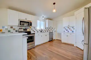 173 Barnard Road Kitchen