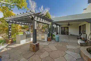 1409 Camino Ecuestre NW Patio