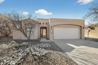 1124 Calle Corvo NE, Albuquerque