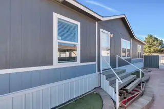 203 N 10th Street Exterior Front