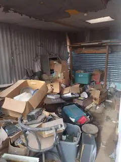 96 Bonita Loop Garage