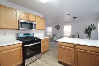 3528 Mountainside Parkway NE Kitchen