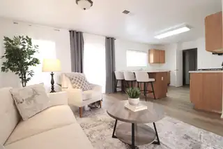 3528 Mountainside Parkway NE Living Room