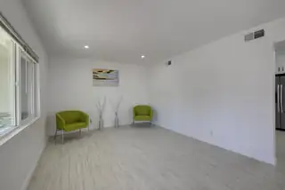 2313 Cagua Drive NE Kitchen