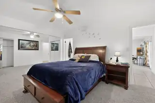 10217 Menaul Boulevard NE Bedroom