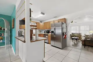 10217 Menaul Boulevard NE Kitchen