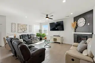 608 Southern Boulevard SW Living Room