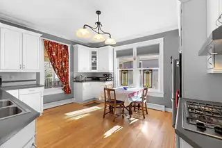 412 11th Street NW Kitchen