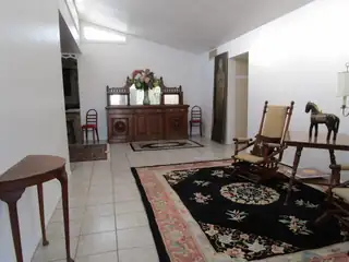 1009 Dakota Street NE Living Room