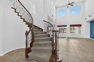 612 Sierra Verde Way NE Living Room