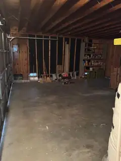 6659 Vooscane Avenue Garage