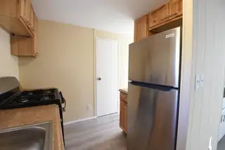 1048 Maverick Lane SE Kitchen