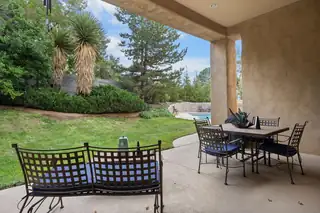 6604 Paddington NE Patio