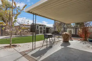 900 Georgia Street SE Backyard