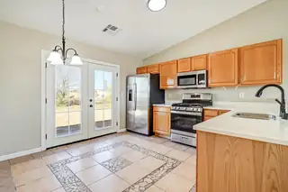 6 El Tigre Drive Kitchen