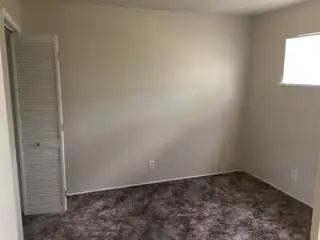 427 Stanford Drive SE 