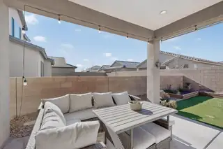 6109 Nauman Drive SE Patio