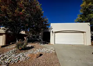 7327 Blue Cypress Avenue NE, Albuquerque