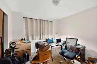 8506 Las Camas Road NE Home Office