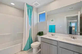 3325 Dijamant Lp SE Bathroom