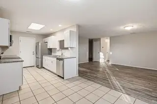 13000 Lomas Verdes Avenue NE Kitchen