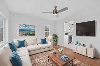 902 Headingly Avenue NW Living Room