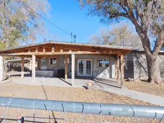 18 Otero Road Kitchen