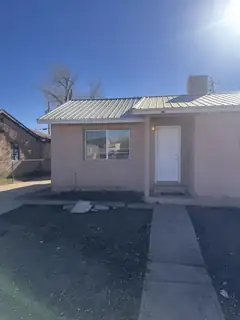 1011 W Castillo Avenue, Belen 