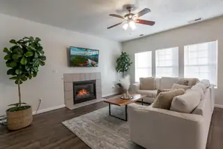 10828 McMichael Lane SW Living Room