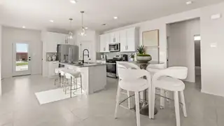 3301 Dijamant Loop SE 