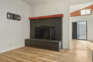 2717 Los Tretos Street NW Kitchen