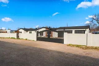 5726 Wood Road SW Exterior Front