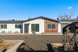 5726 Wood Road SW Exterior Front