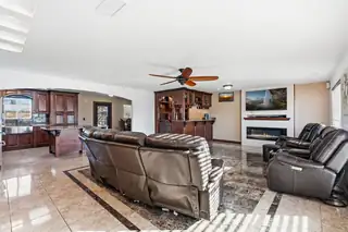 5726 Wood Road SW Living Room