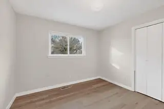 4713 Huntington Drive NE Bedroom