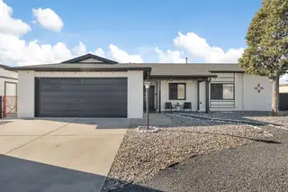 685 Baltic Avenue SE Living Room
