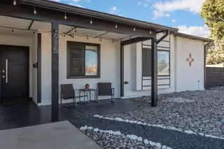 685 Baltic Avenue SE Exterior Front