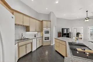 206 E Frost Road Kitchen