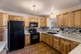 403 Valle Grande Drive SW Kitchen