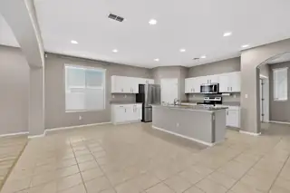 4712 Bienvenido A Casa Kitchen